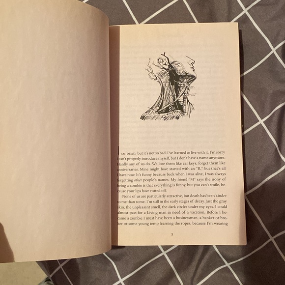 Warm bodies book - Picture 3 of 3